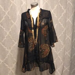 Boutique tunic